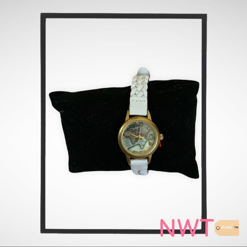 NWT🏷 World Watch with white braid band